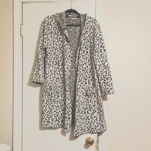 Daniel Rainn Black and white Lepard print long hooded jacket